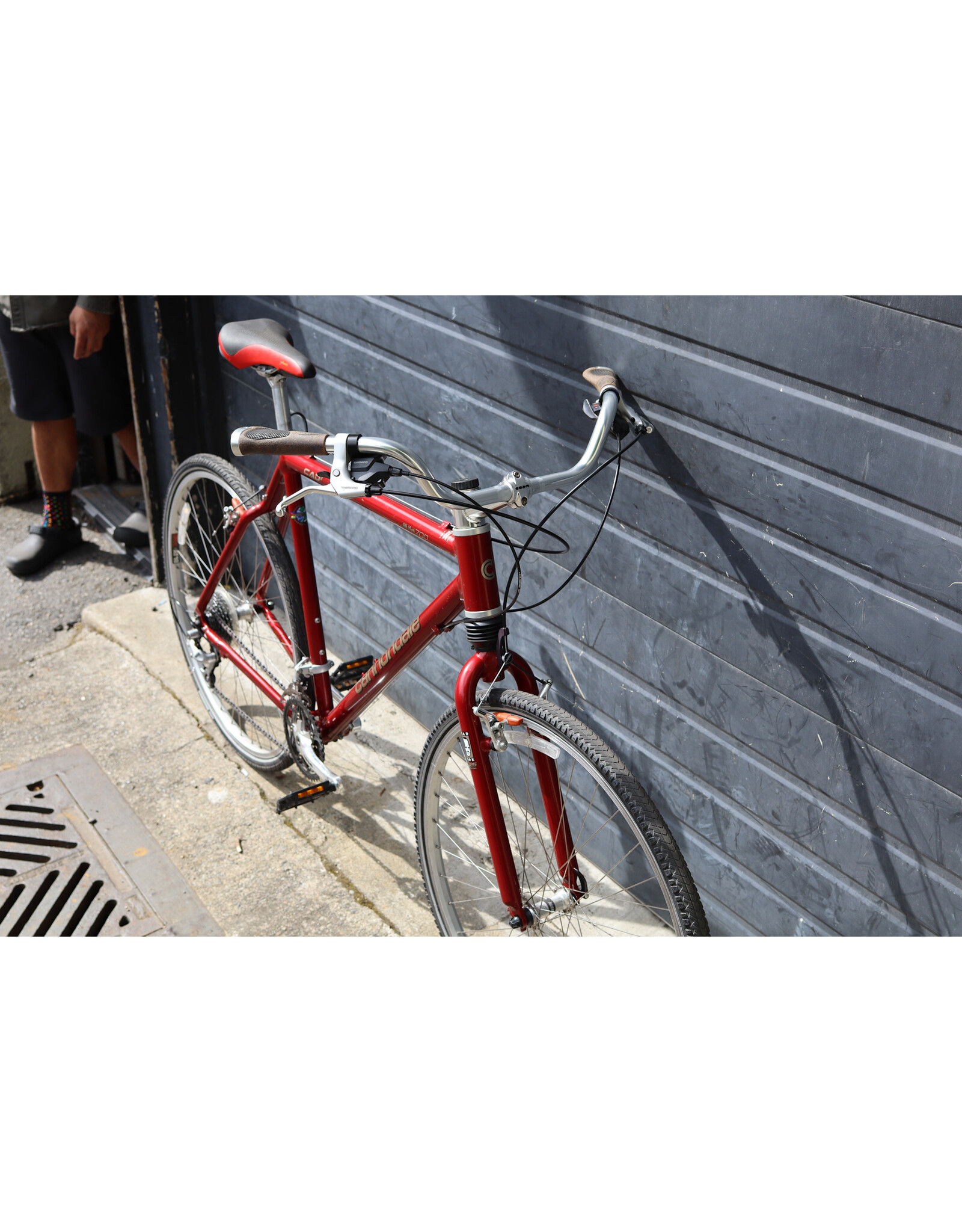 Cannondale 56cm Cannondale Silk Path 700