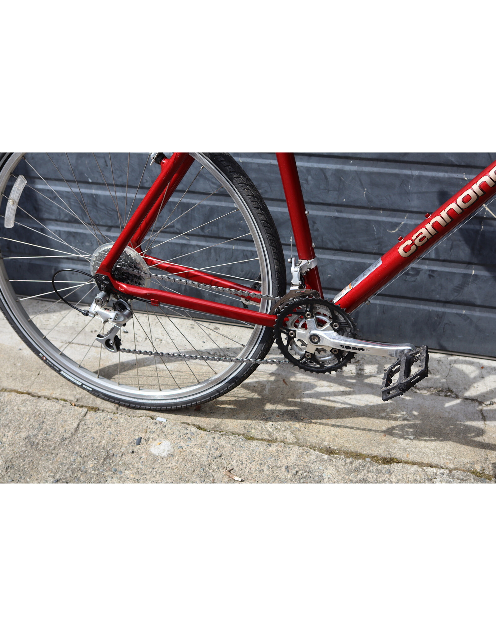 Cannondale 56cm Cannondale Silk Path 700
