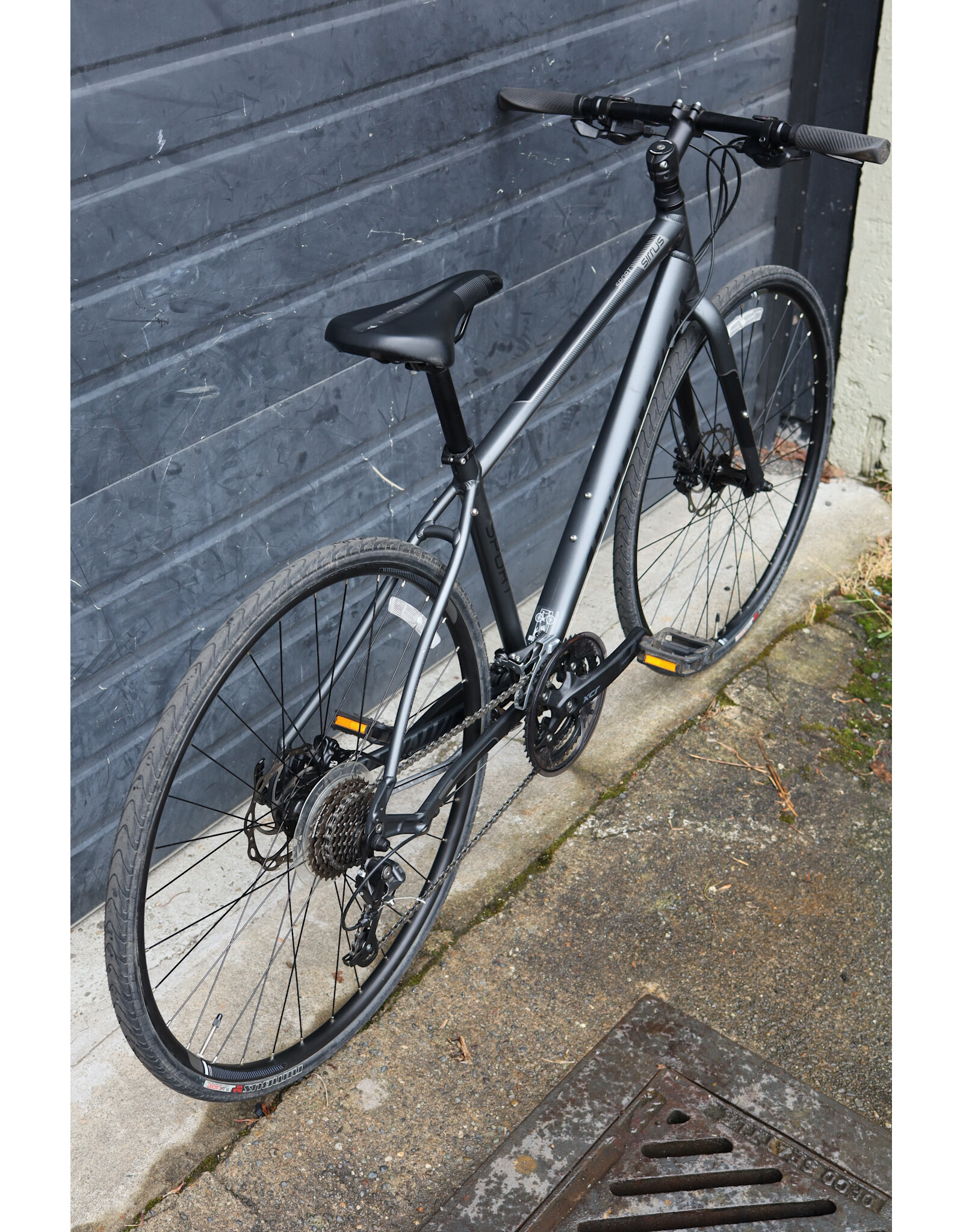 Specialized Small Specialized Sirrus Sport