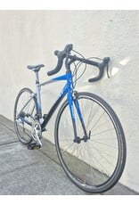 Giant Medium Giant Defy