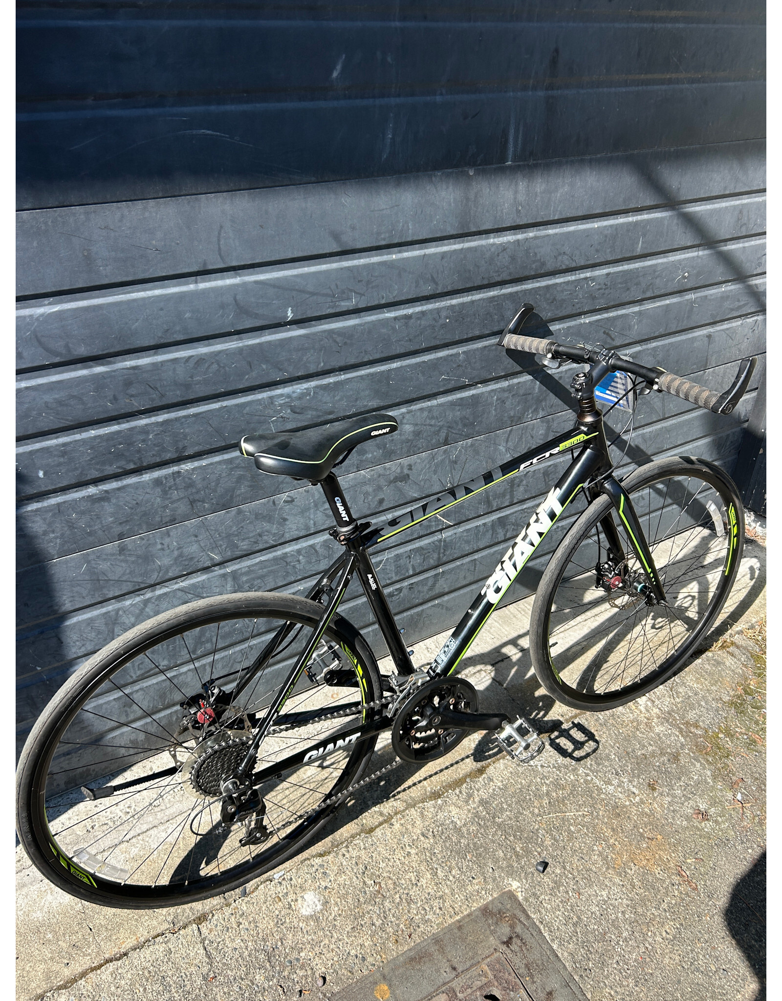 Giant Medium FCR 3300