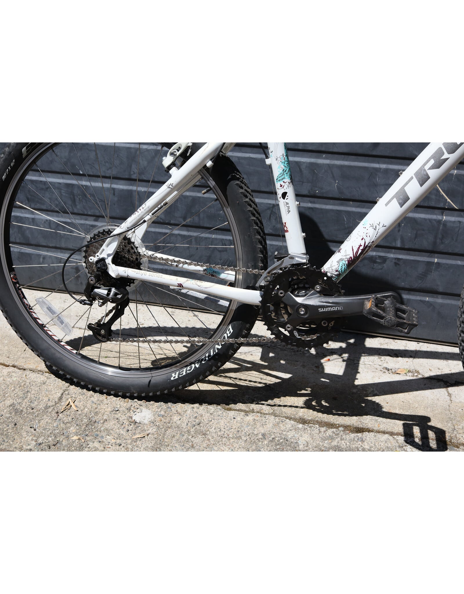Trek 18" Trek Skye SL