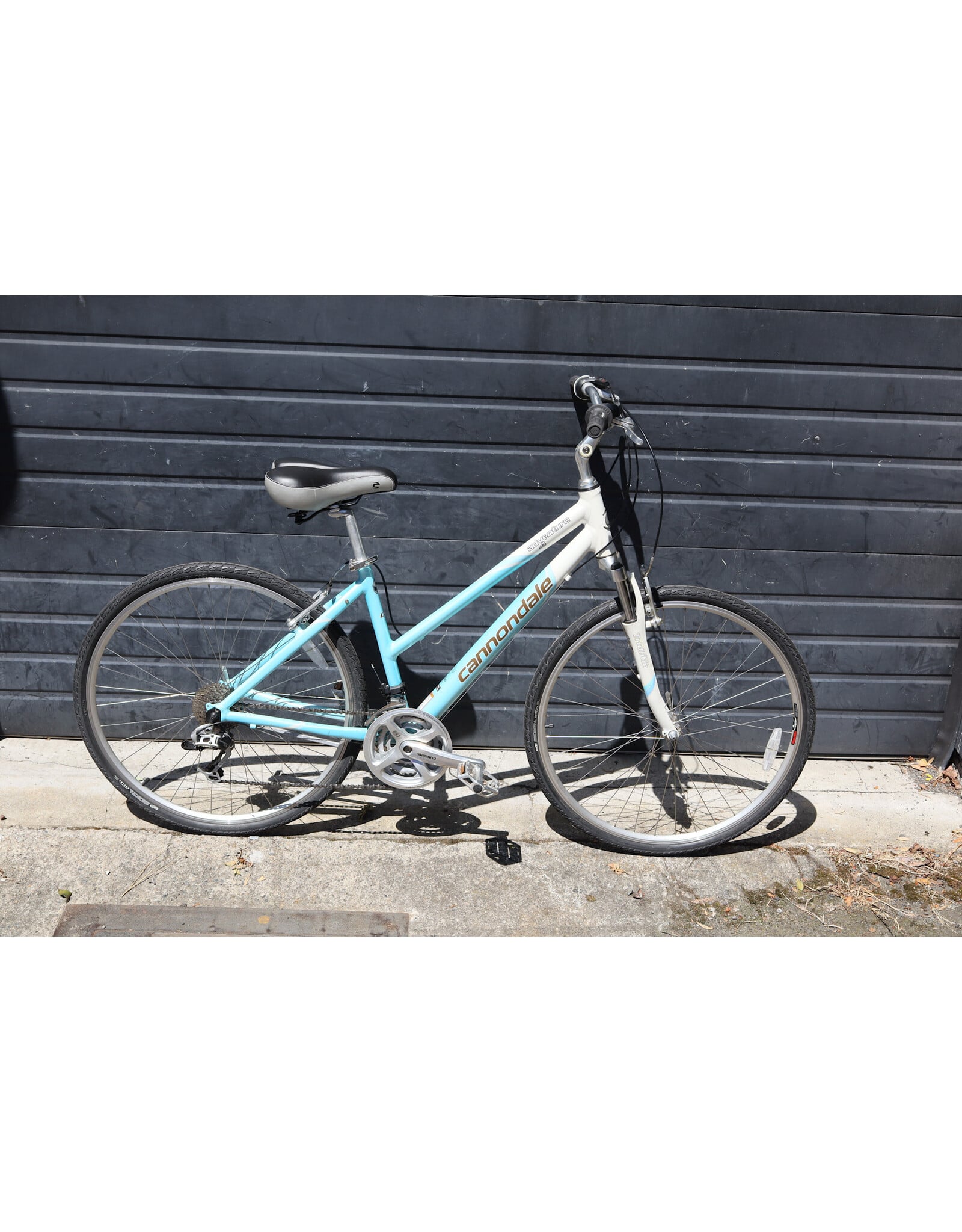 Cannondale Large Cannondale Adventure 4