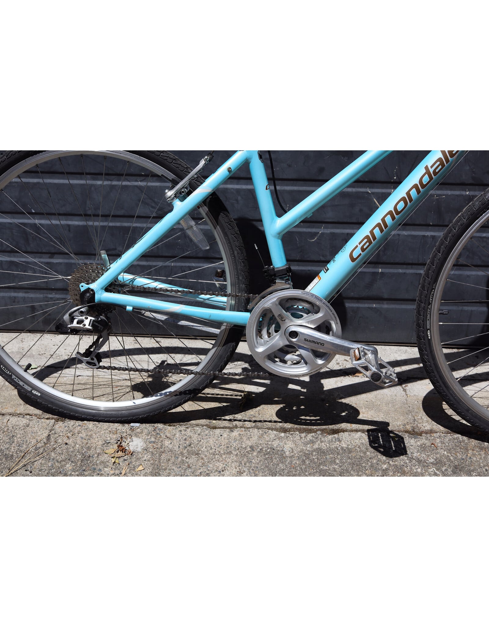 Cannondale Large Cannondale Adventure 4