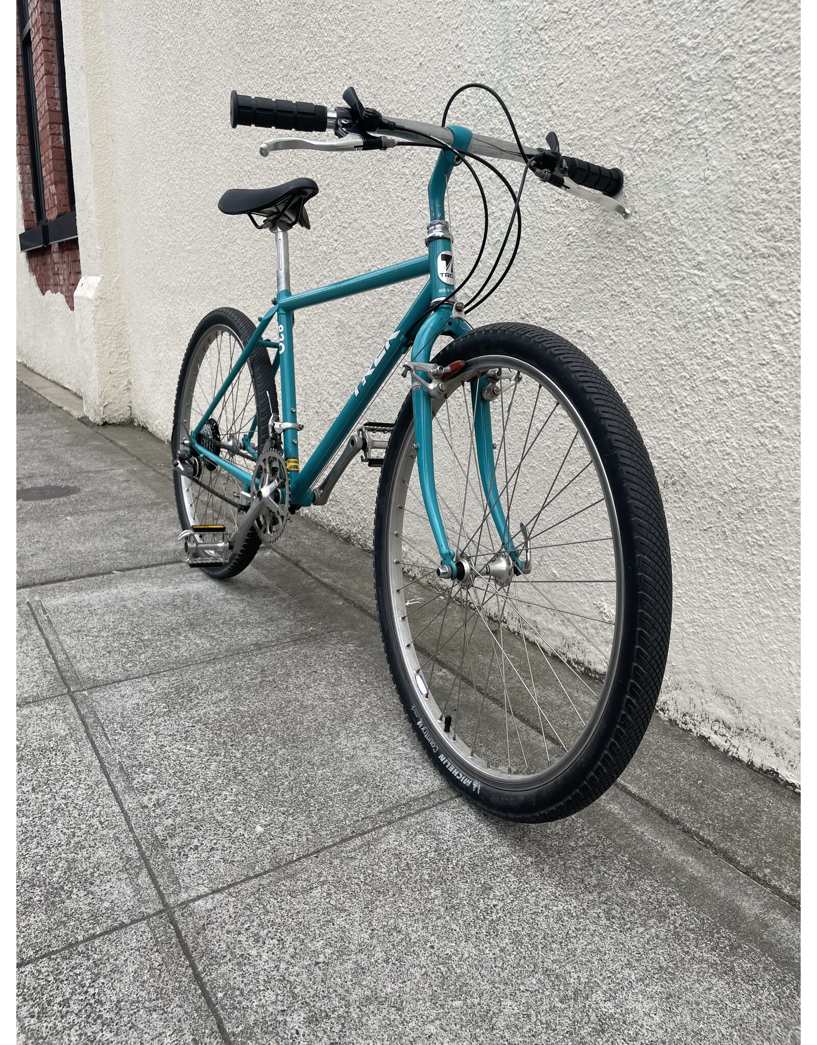 Trek 16" Trek 830
