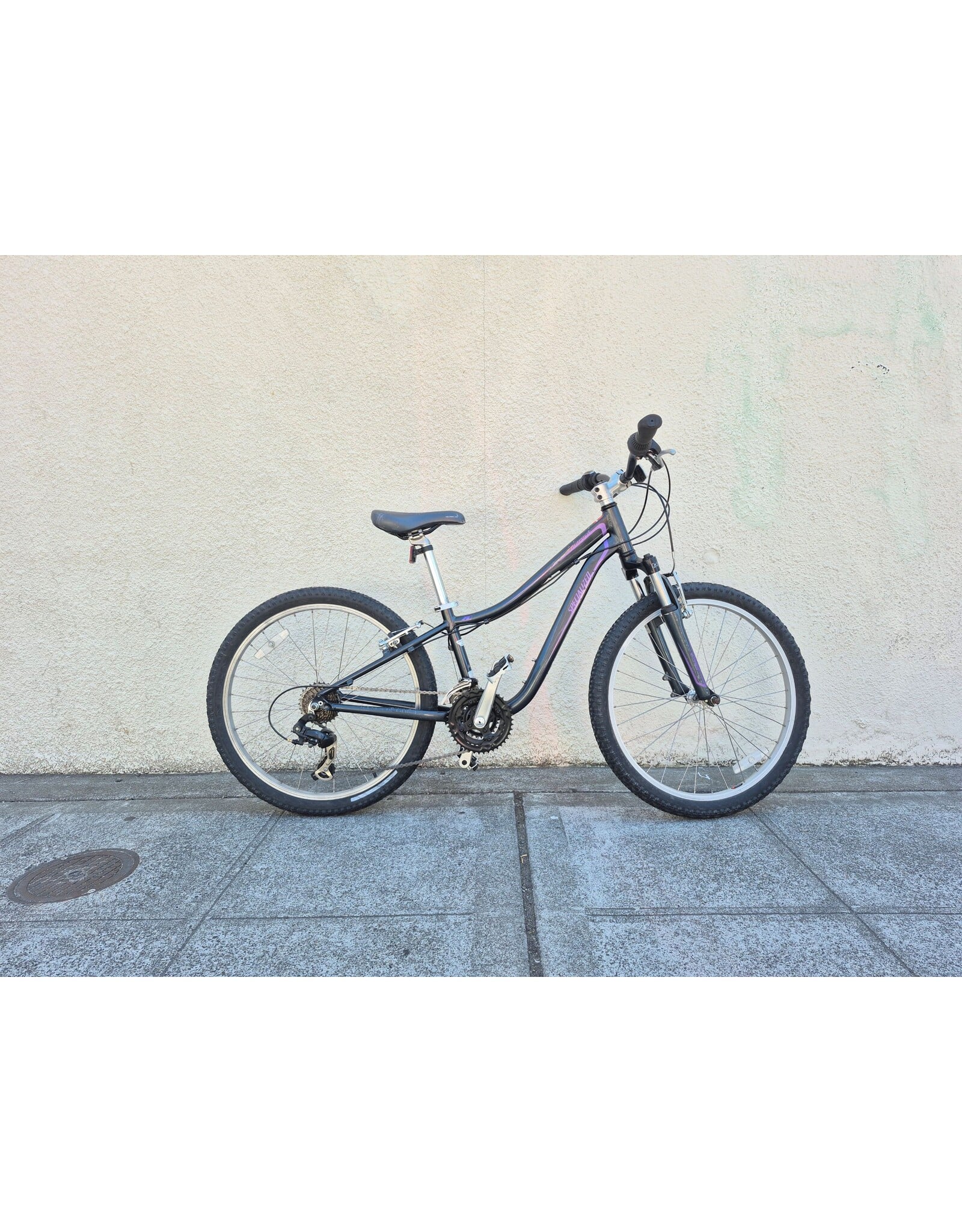 24" Specialized Hotrock
