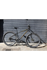 Specialized Medium Specialized Pitch