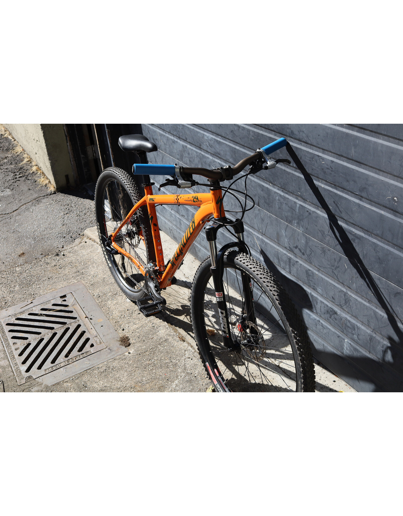 Specialized 19" Specialized Rockhopper 29er