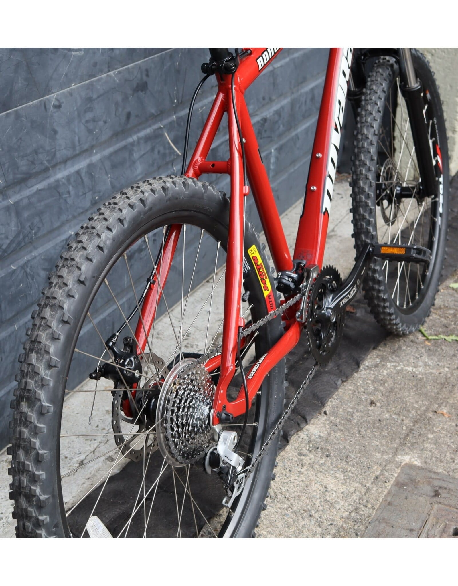 Novara 20" Novara Bonanza