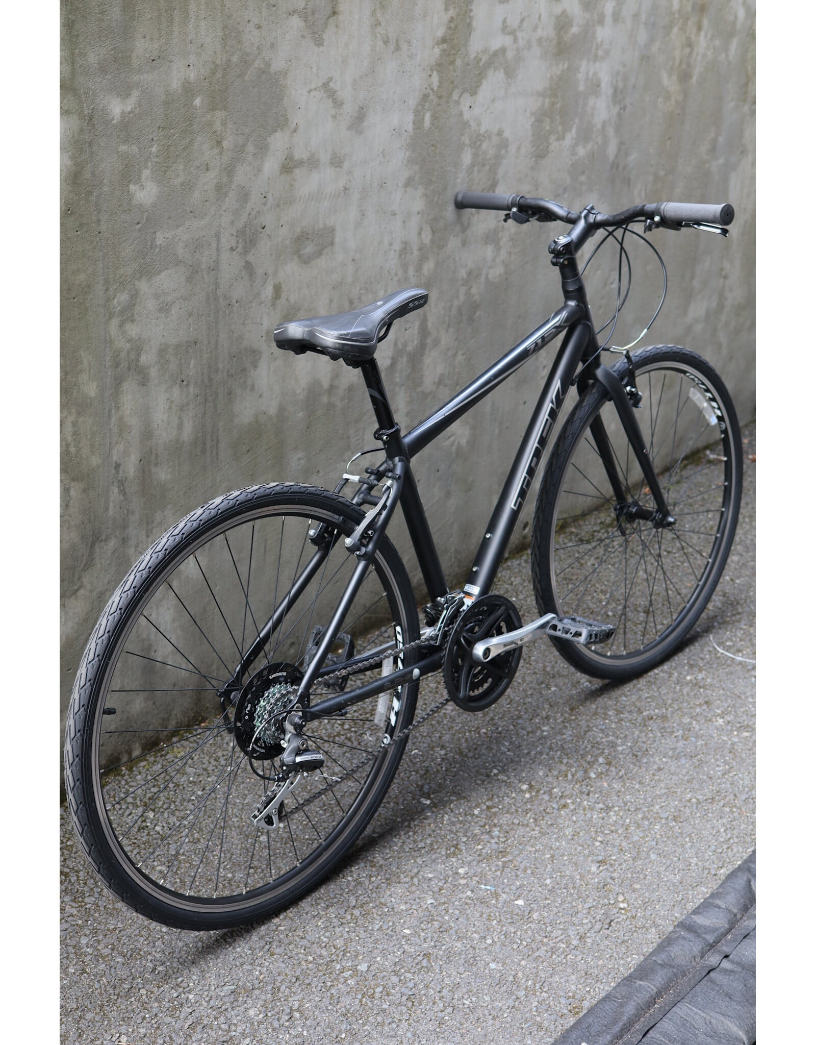 Trek 17.5" Trek 7.1 FX