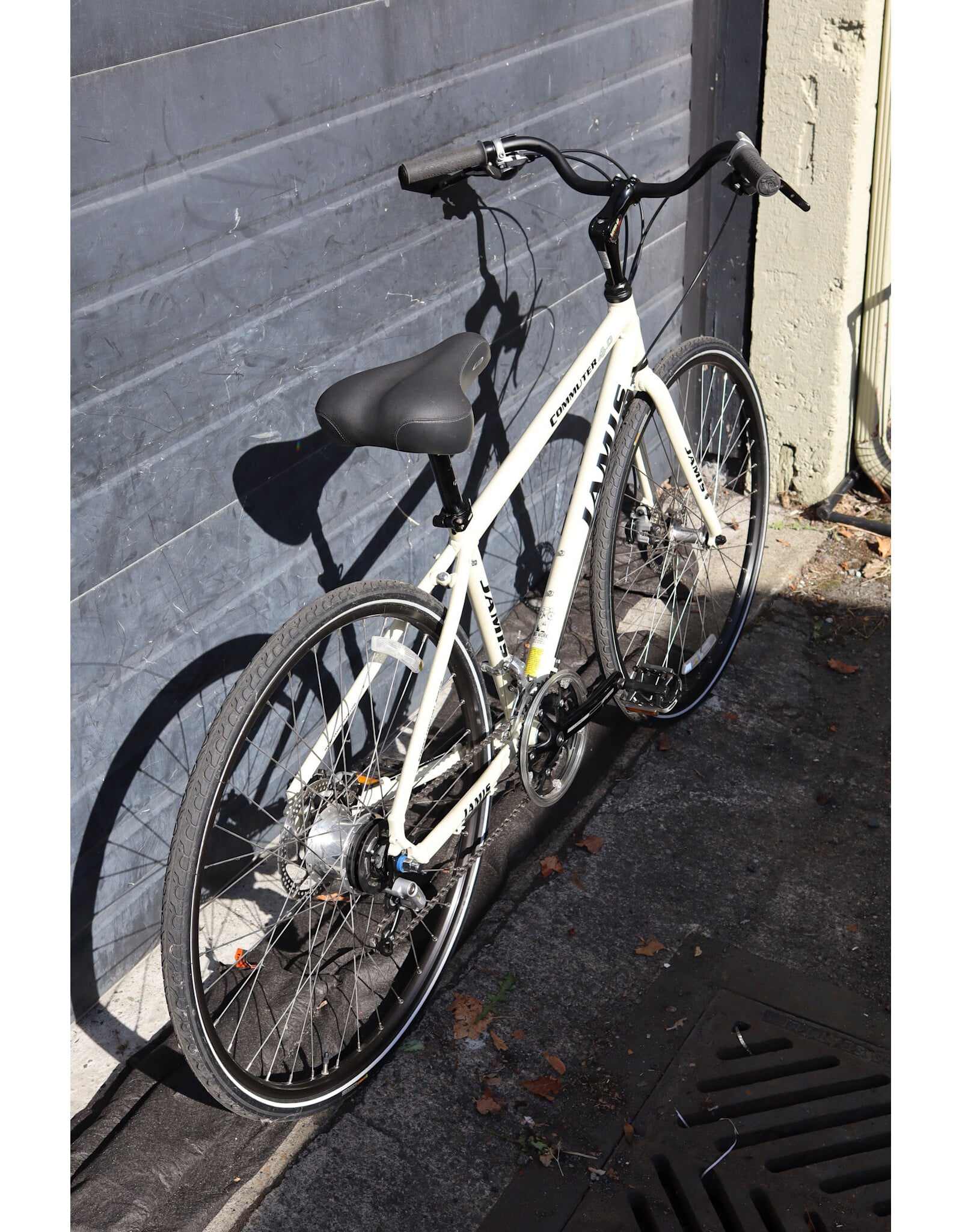 Jamis 16.5" Jamis Commuter 4.0
