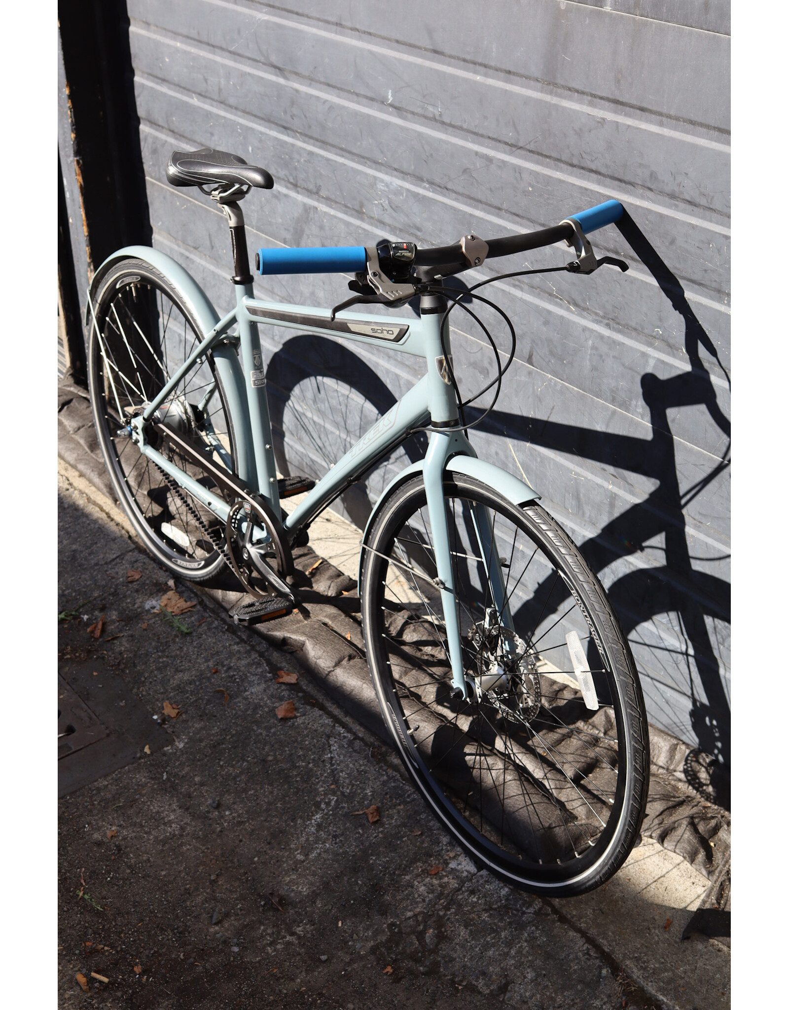 Trek 20" Trek Soho