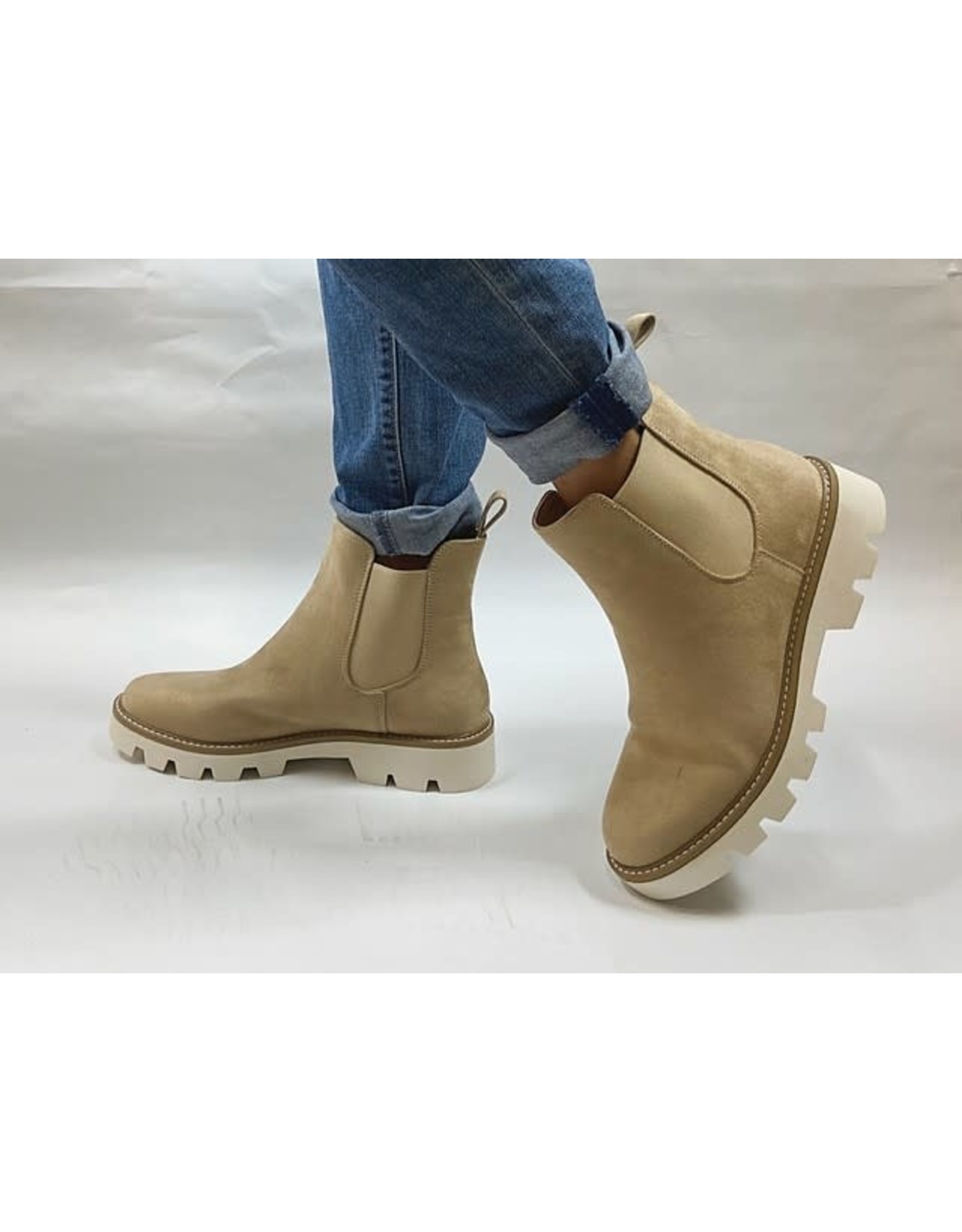 CHINESE LAUNDRY PIPER SUEDE BOOT