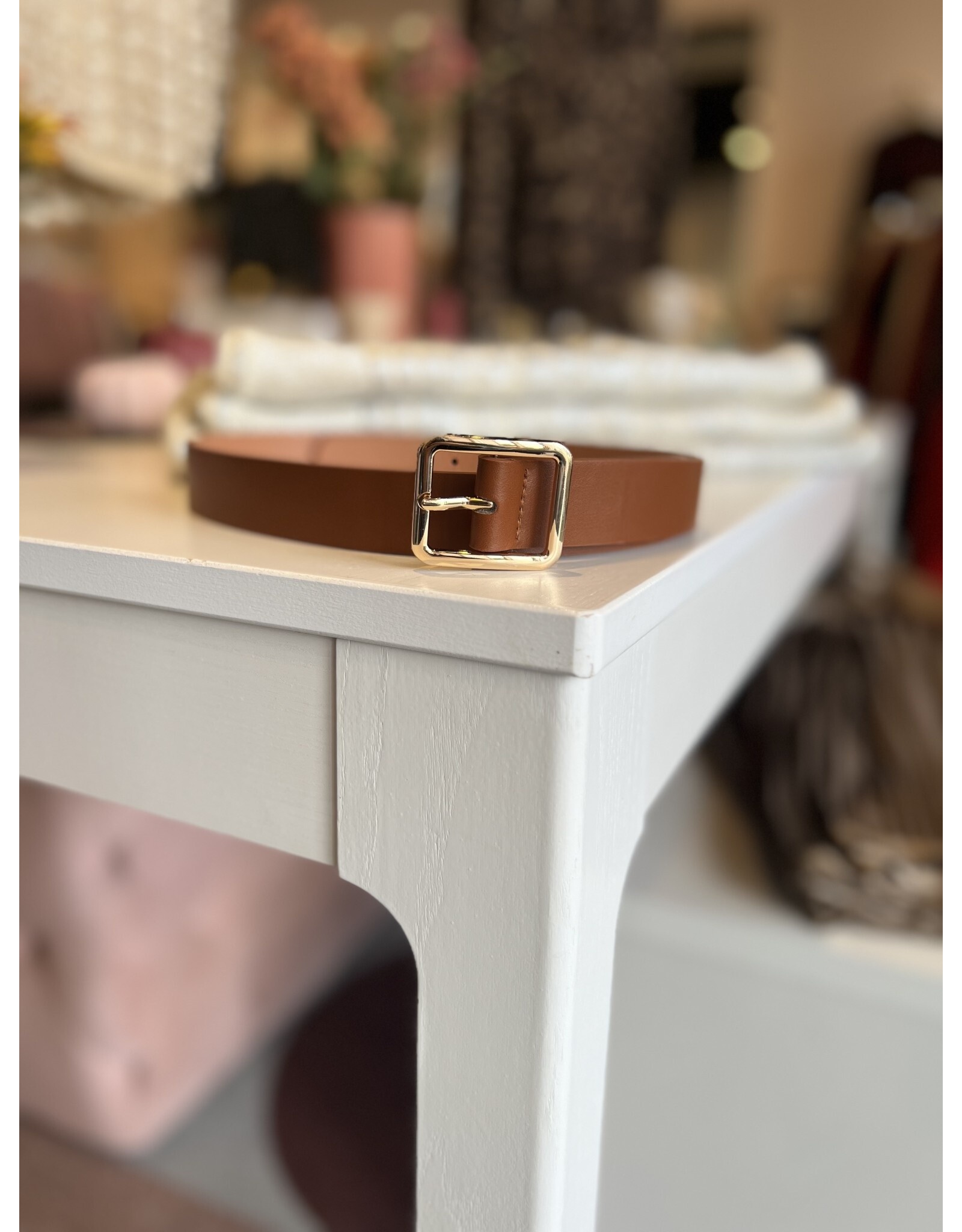 PAHANA SQUARE BUCKLE BELT