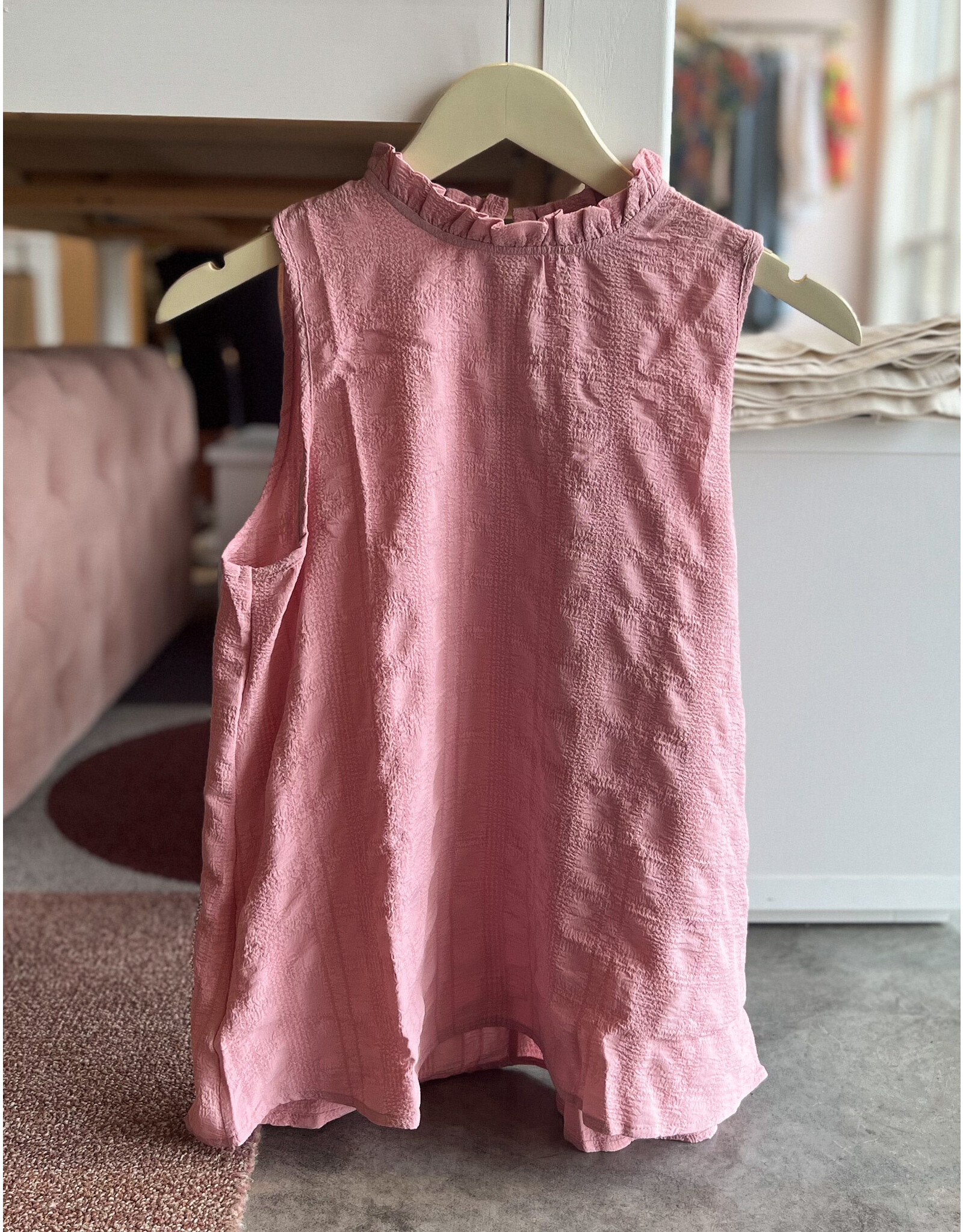 CARLOMAN RUFFLE MOCK NECK BLOUSE