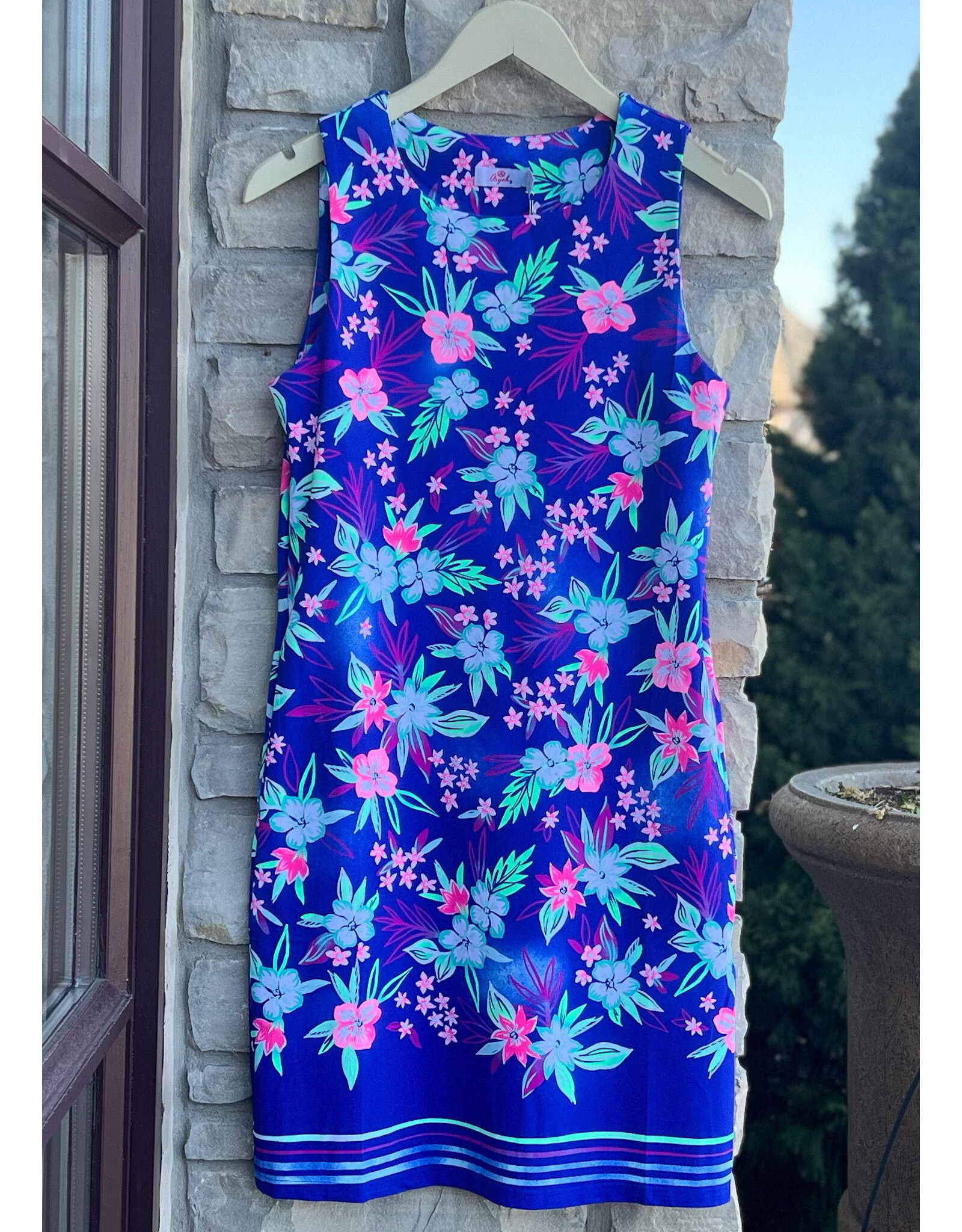 MIA SLEEVELESS SHIFT DRESS