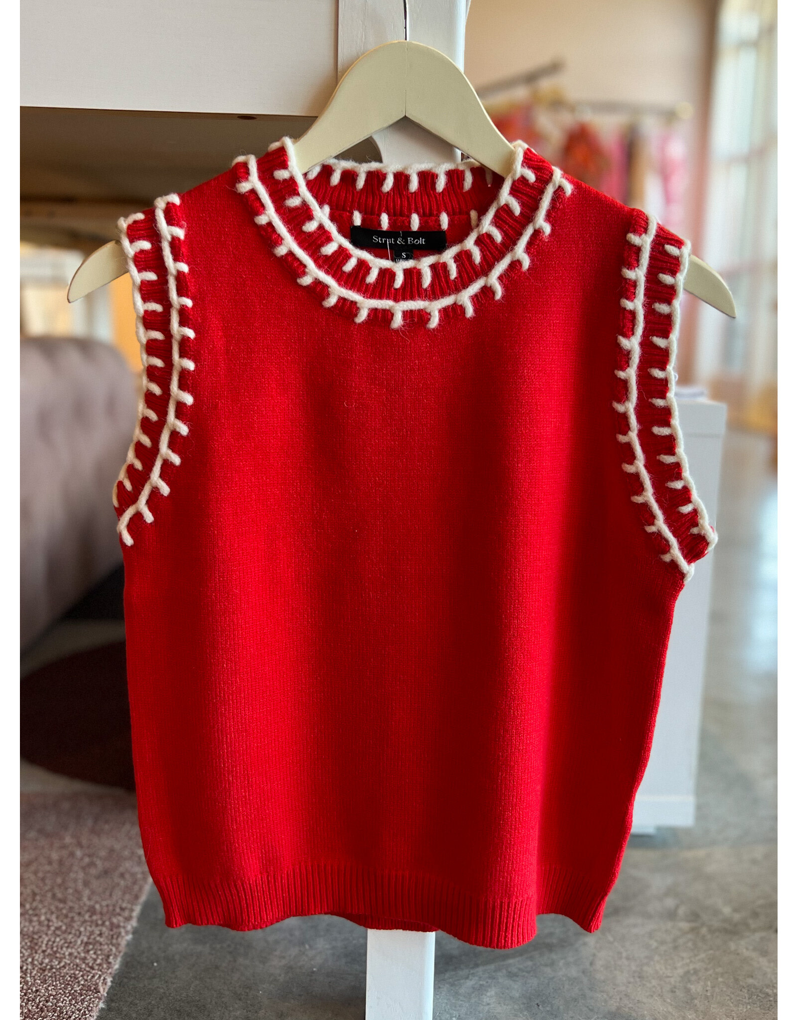 OTTILIA EMBROIDERED TOP