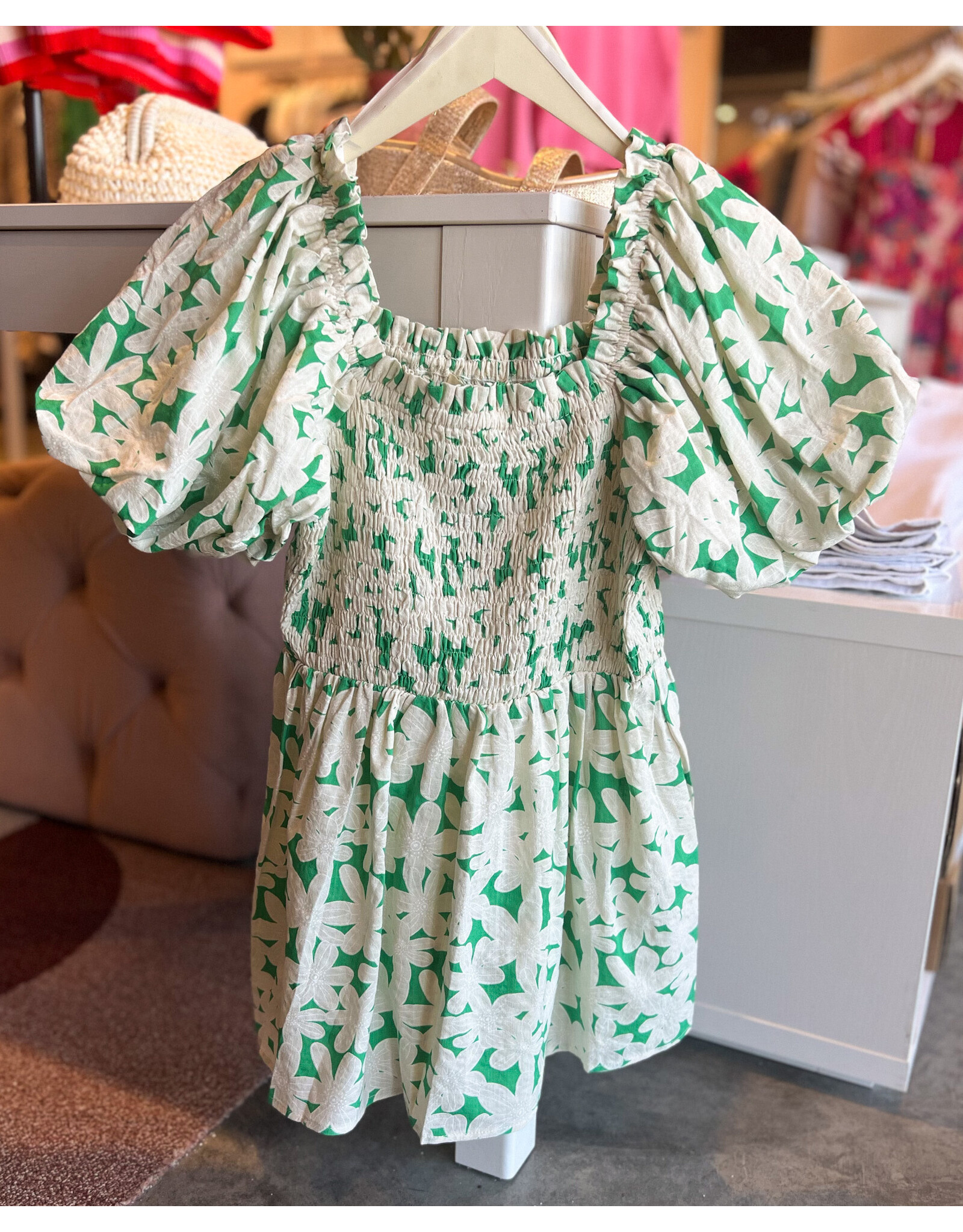 ELIAN FLORAL SMOCKED TOP