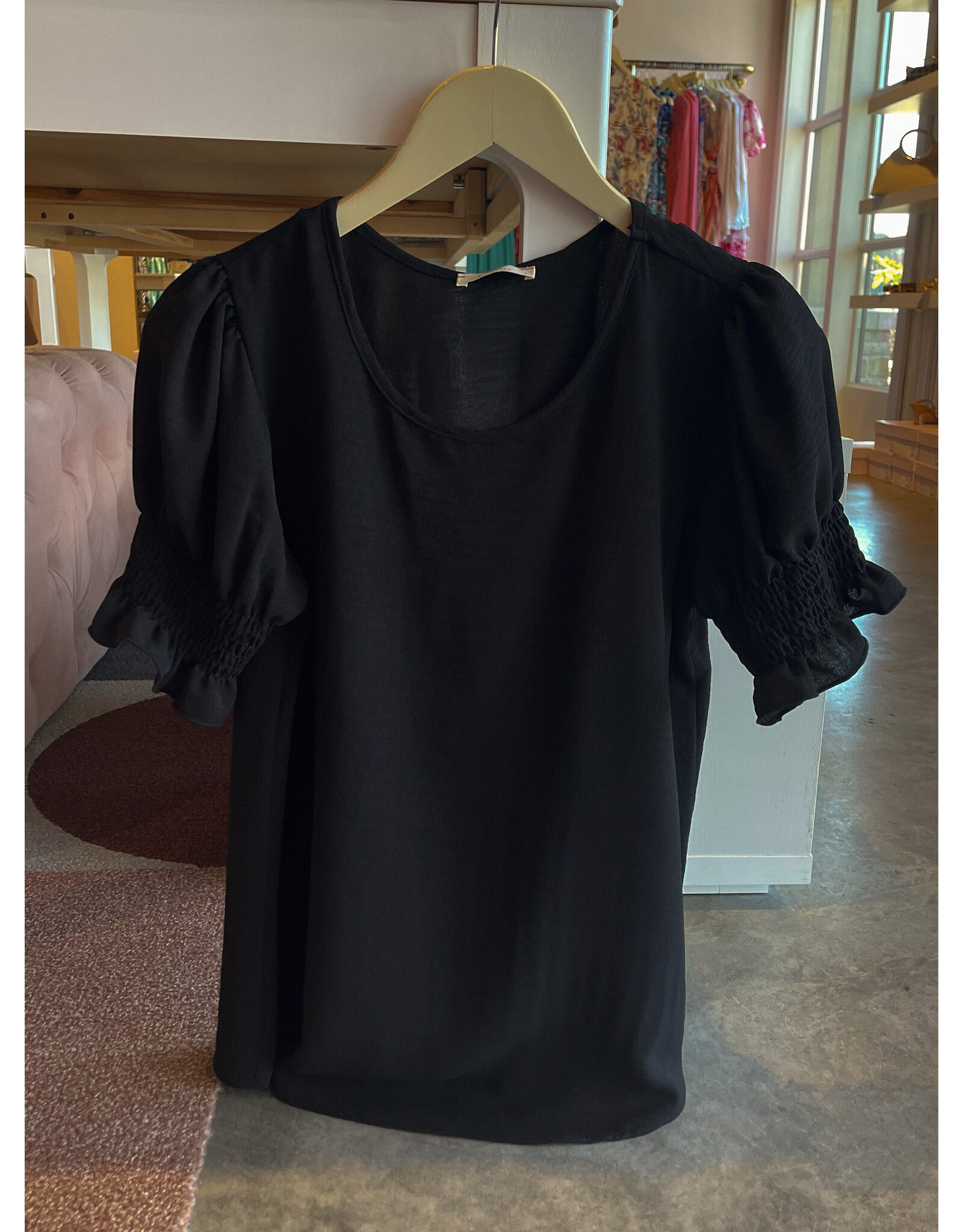 SETHE SMOCKED PUFF SLEEVE TOP