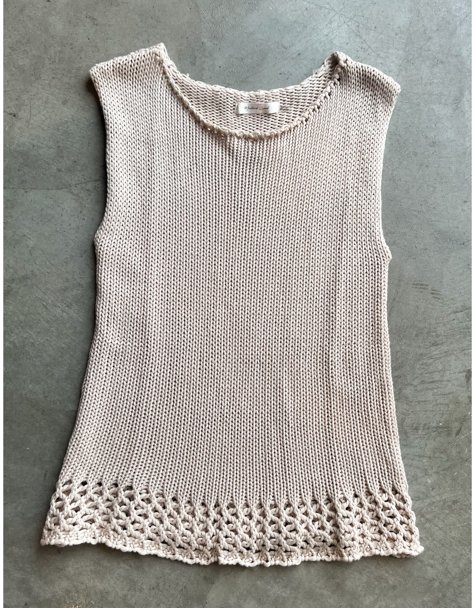 ADELIZA ROUND NK SWEATER TOP