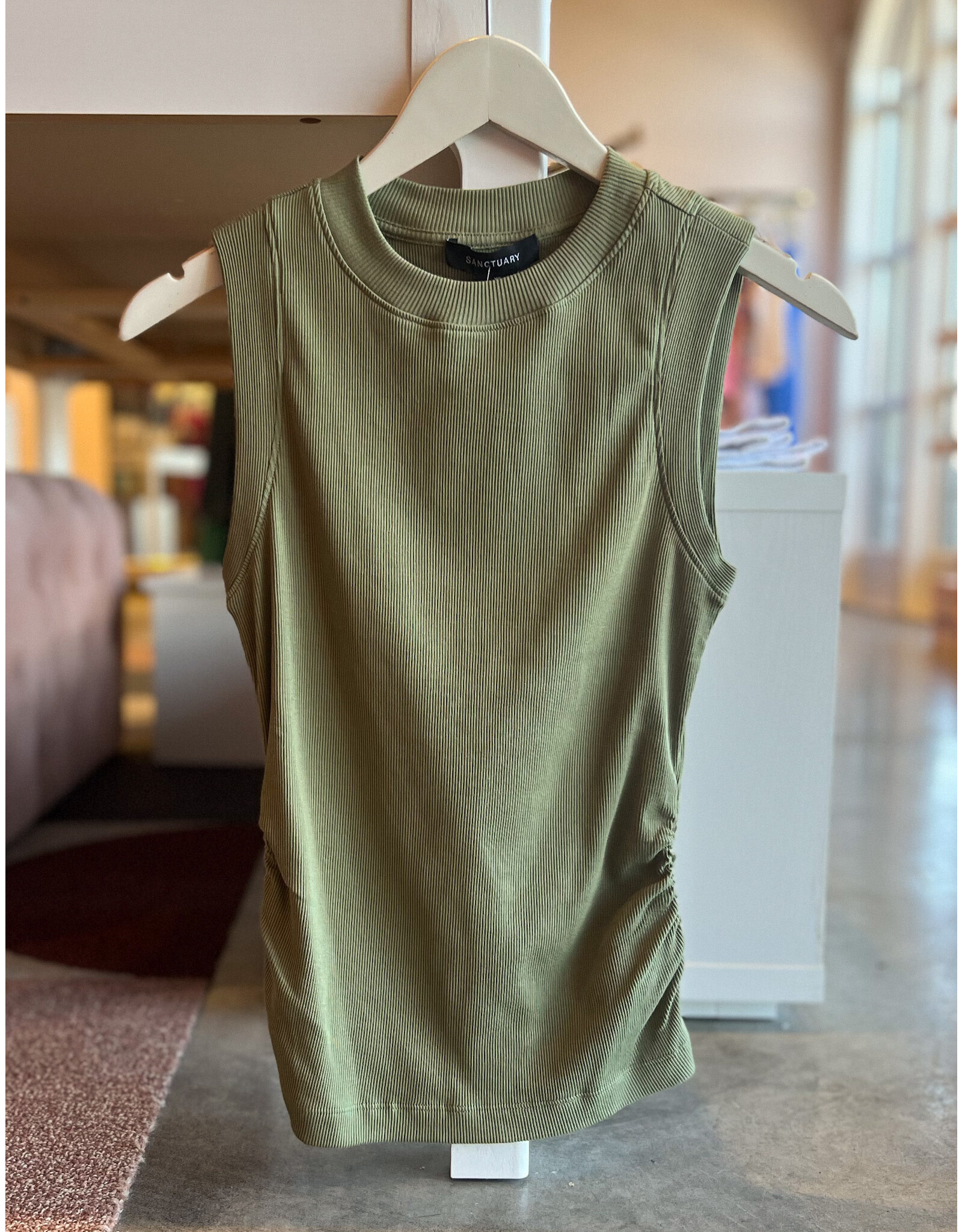 SANCTUARY RIBBED RUCHED TANK
