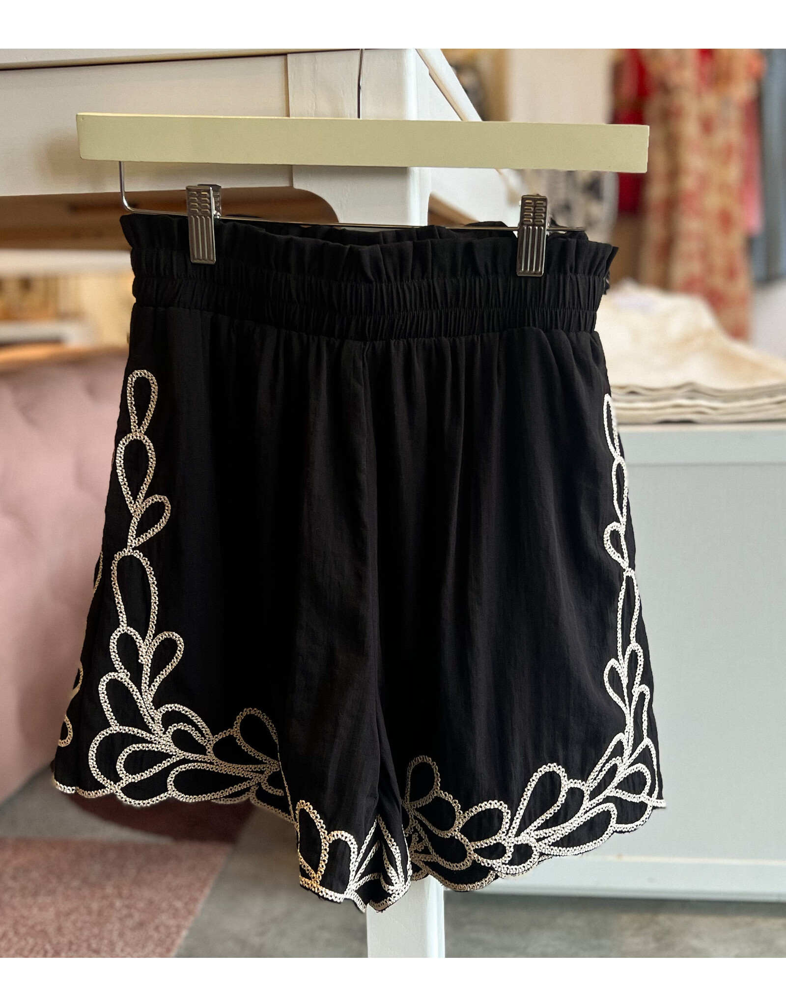 KRIKOR EMBROIDERED HEM SHORTS