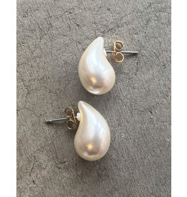 ARALUEN CRESCENT EARRING