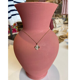 THEODOSIA TEXTURED FLORAL NECKLACE