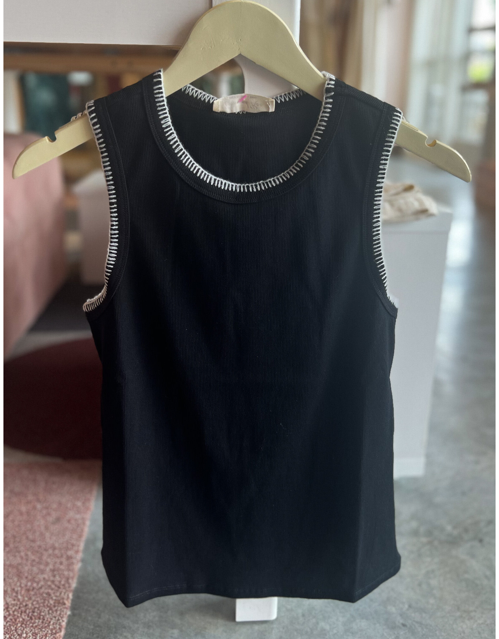 MARYSOL STITCHED TANK TOP