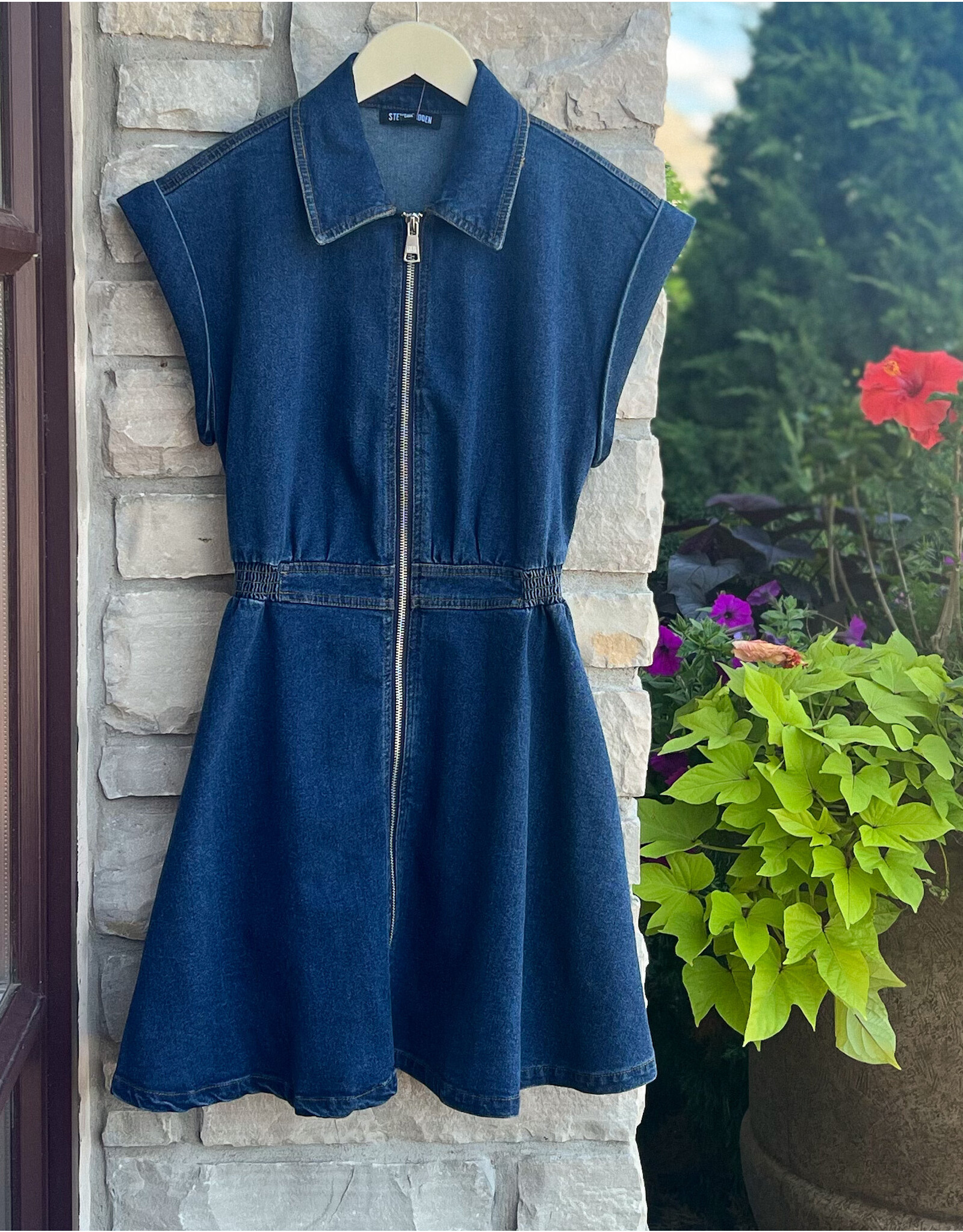 STEVE MADDEN TUCKER DRESS
