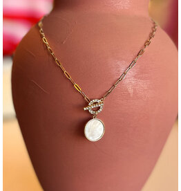 AGATON MOP CHARM NECKLACE