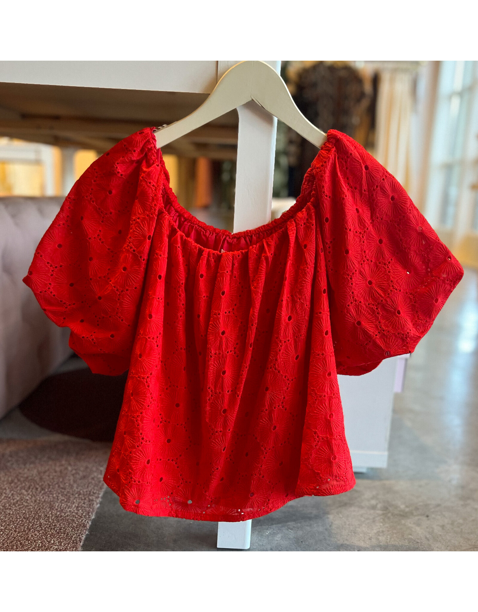 AMIRA OFF SHOULDER TOP