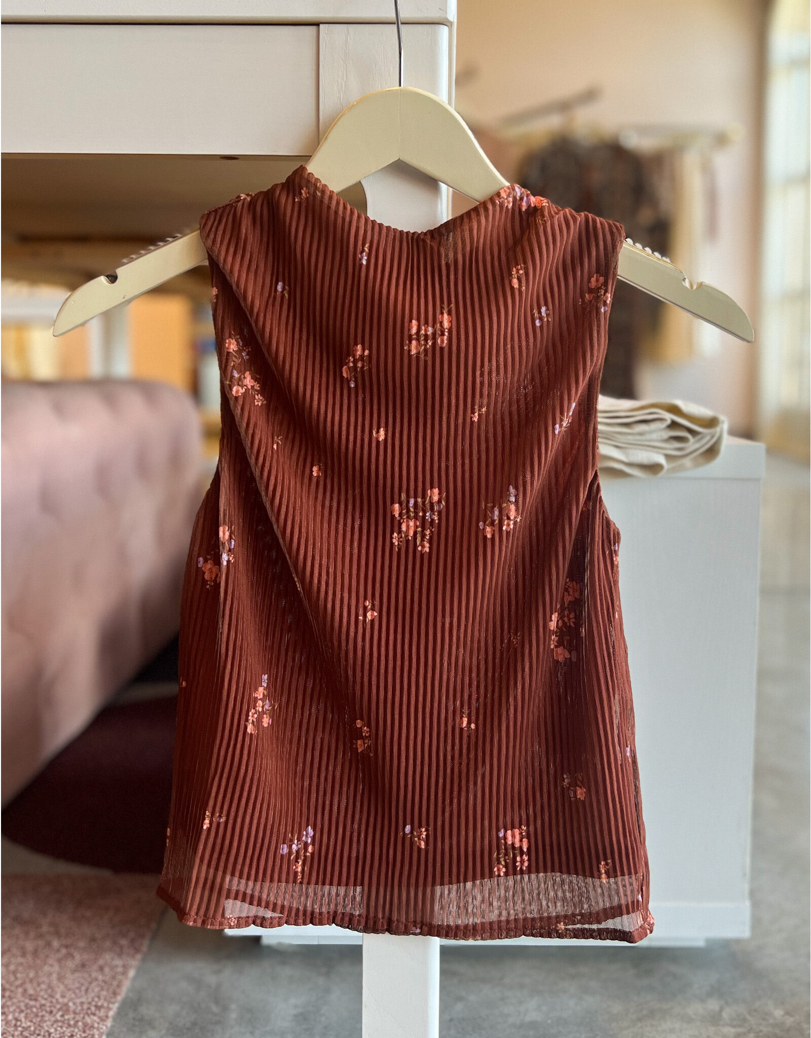 STEVE MADDEN LAST DANCE PLISSE HIGH NECK TOP
