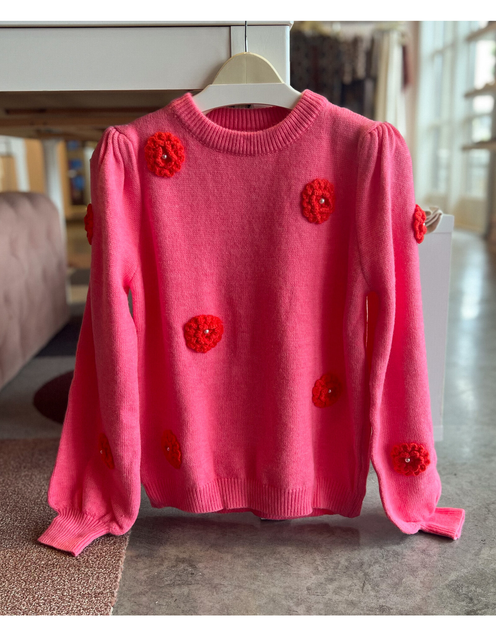 ASTORIA FLORAL PEARL SWEATER TOP