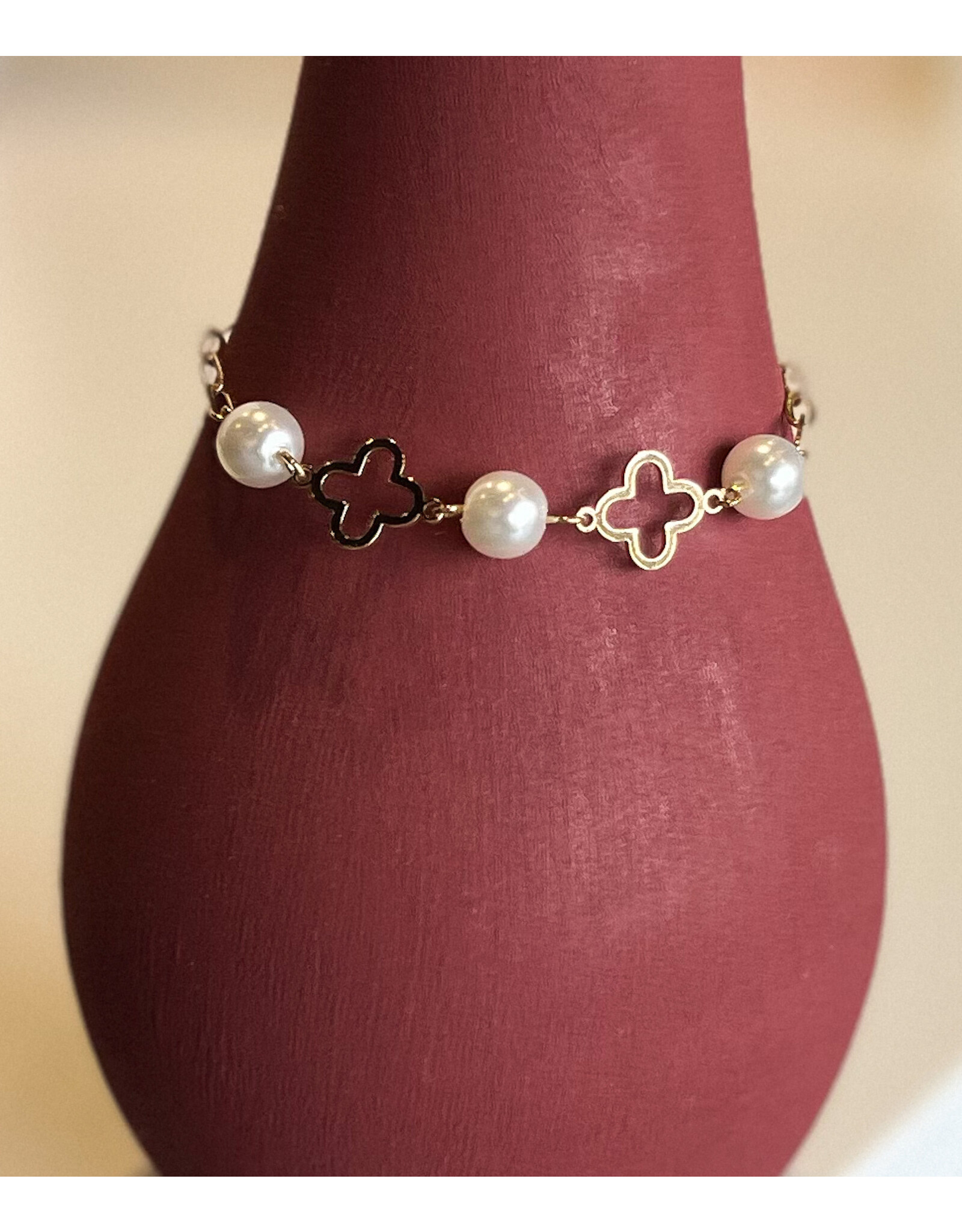 HANAN CLOVER +PEARL BRACELET