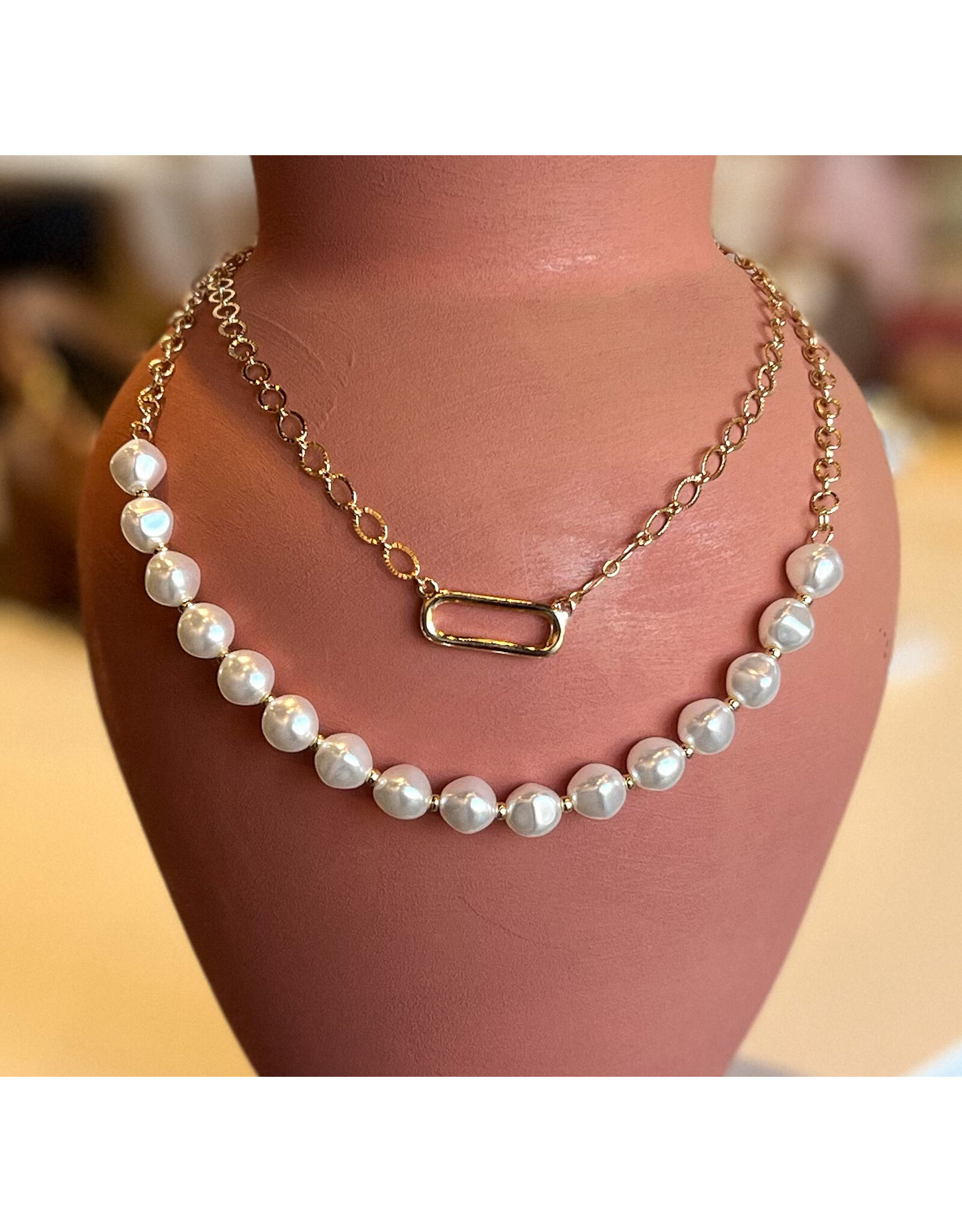 RYE CLIP PENDANT PEARL NECKLACE
