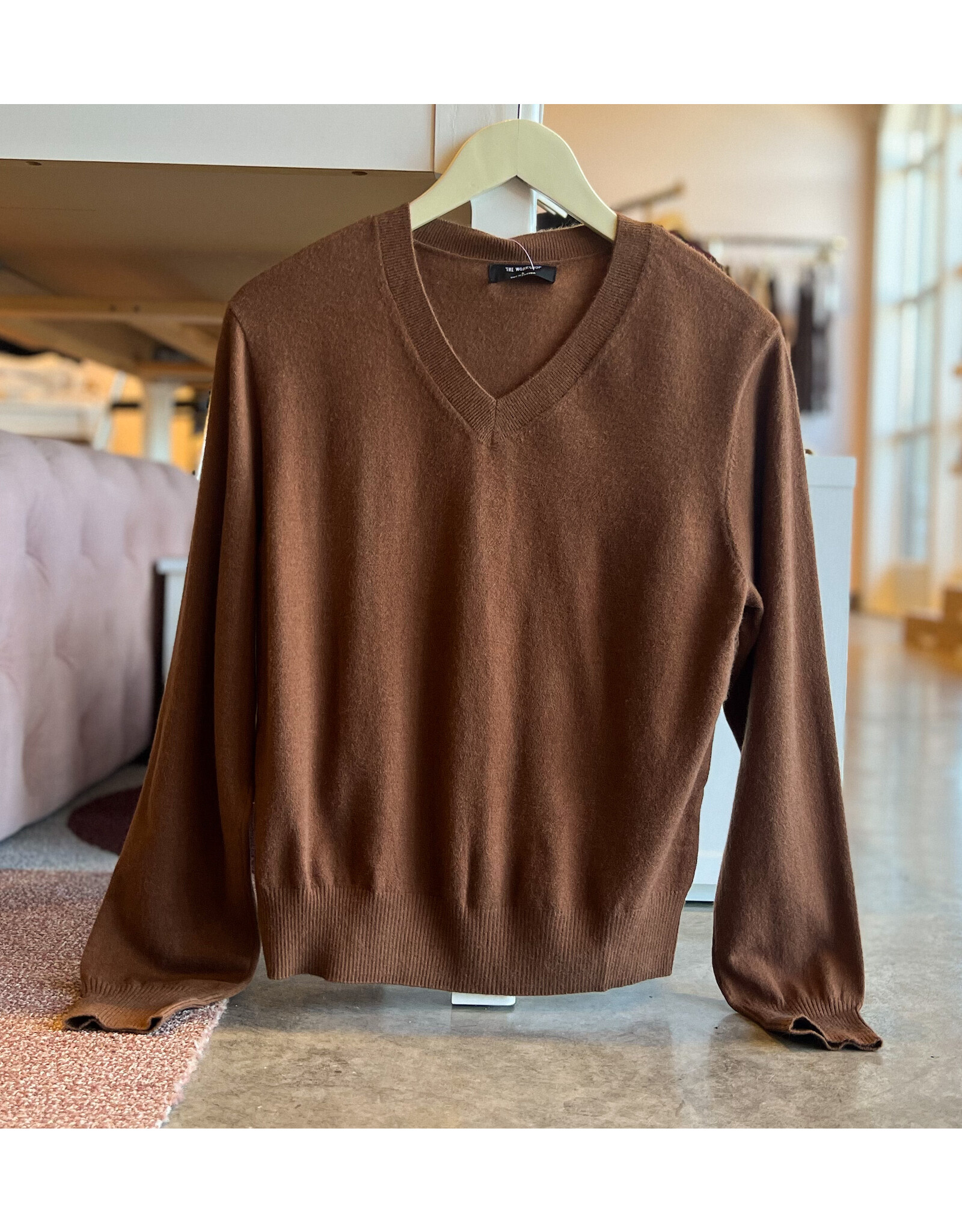 SUNNIVA V NECK SWEATER