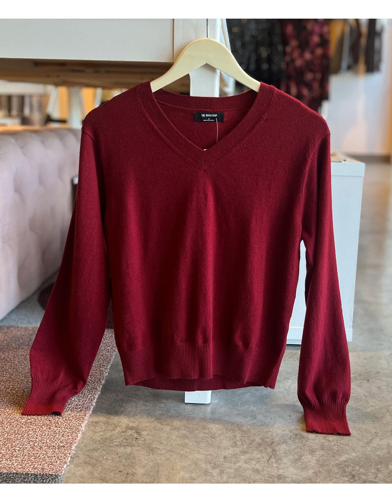SUNNIVA V NECK SWEATER