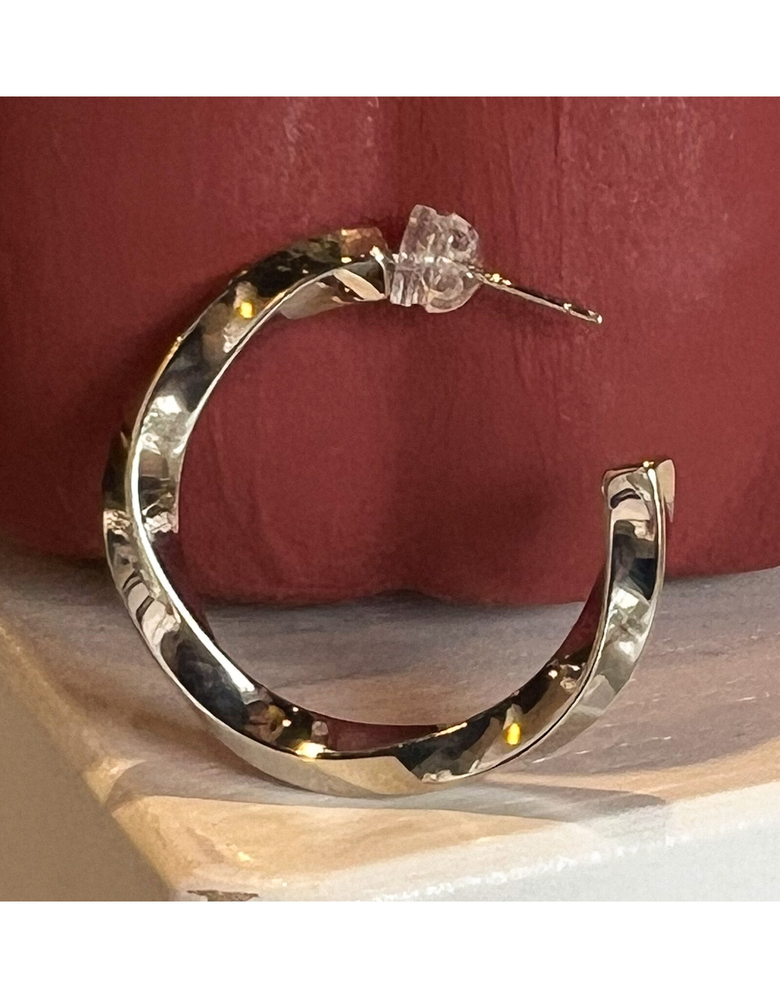 MINERVA WAVY HOOP