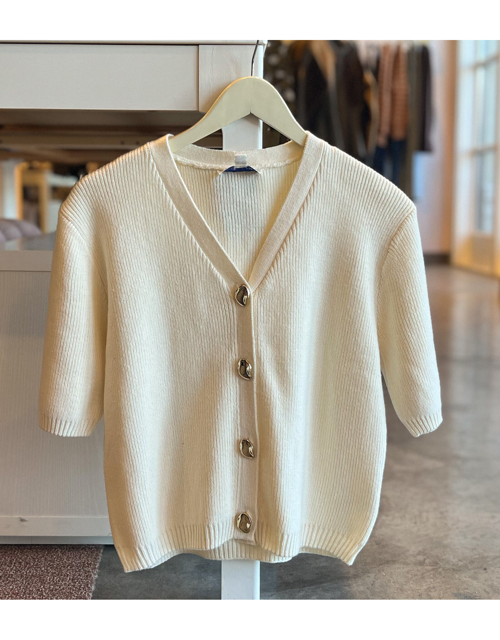 WYLIE V NECK BUTTON CARDIGAN