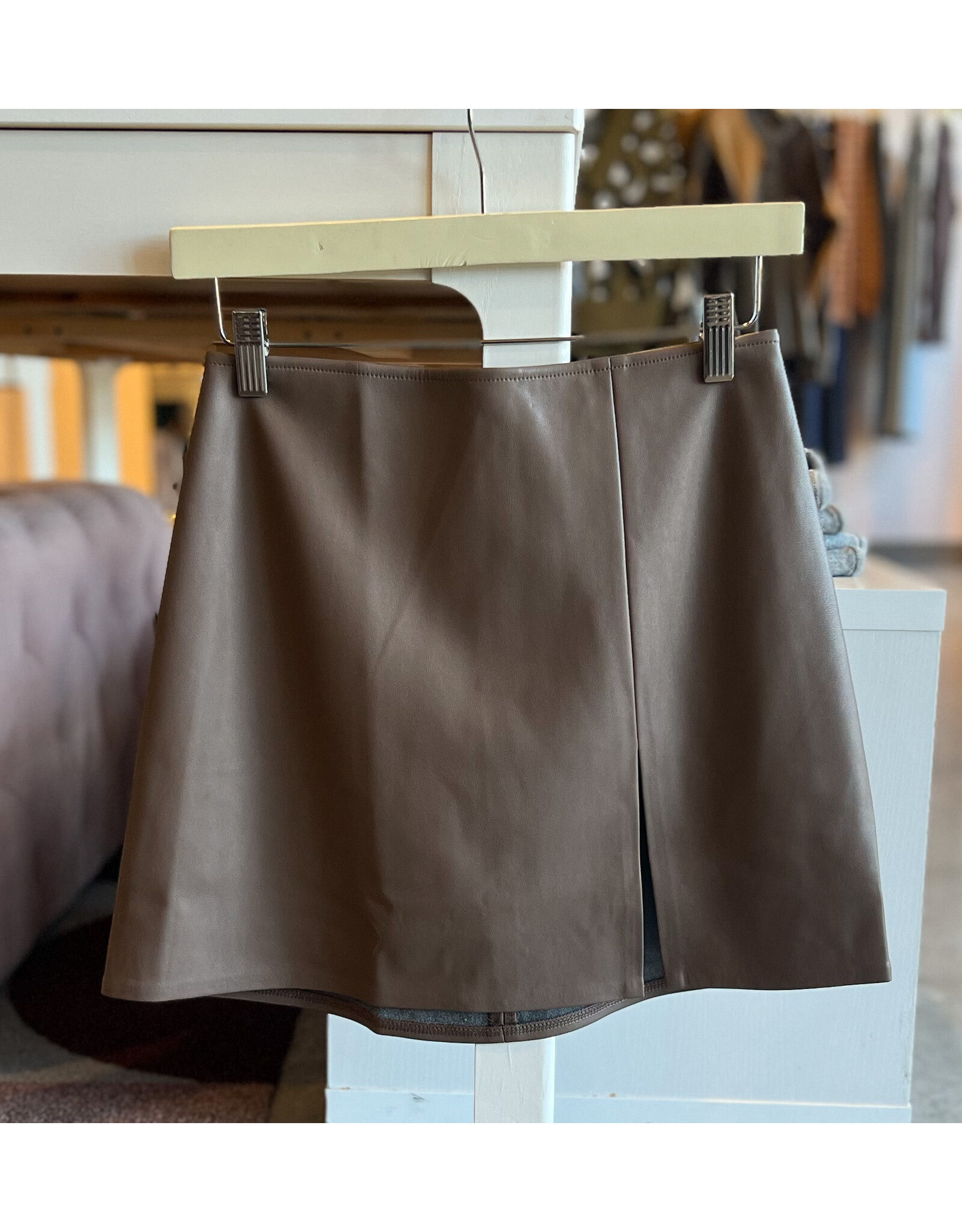 ROSCOE FAUX LEATHER MINI SKIRT