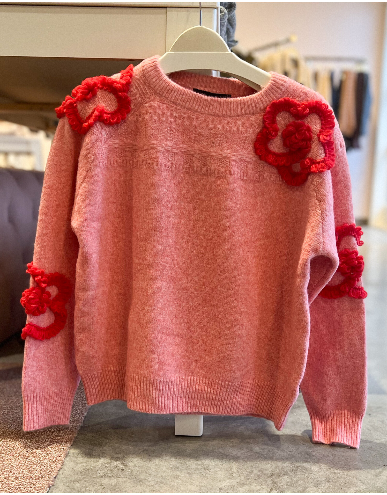 ALGERNON 3D FLORAL SWEATER