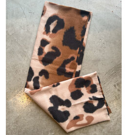 FERGUS LEOPARD SCARF