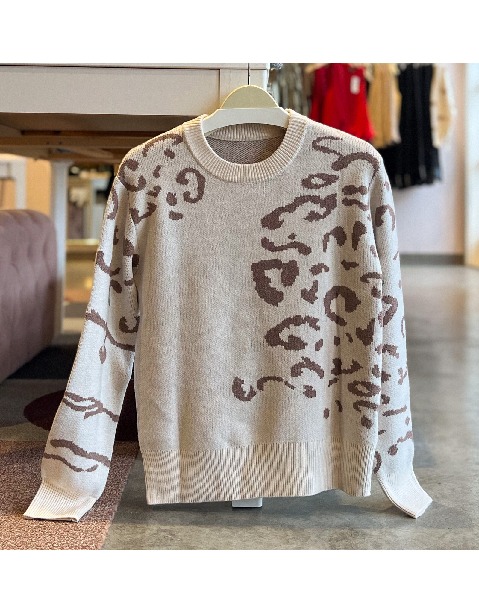 ANGELO LEOPARD PRINT SWEATER