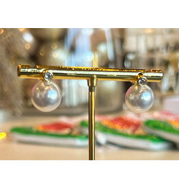 ADRIANA DROP PEARL EARRING