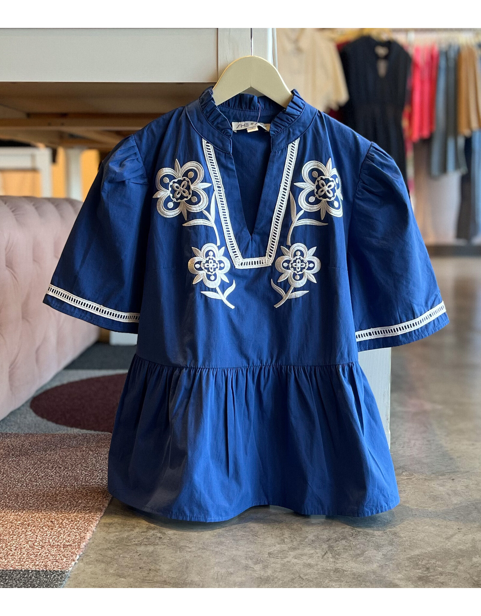 DAWUD S/S EMBROIDERED TOP