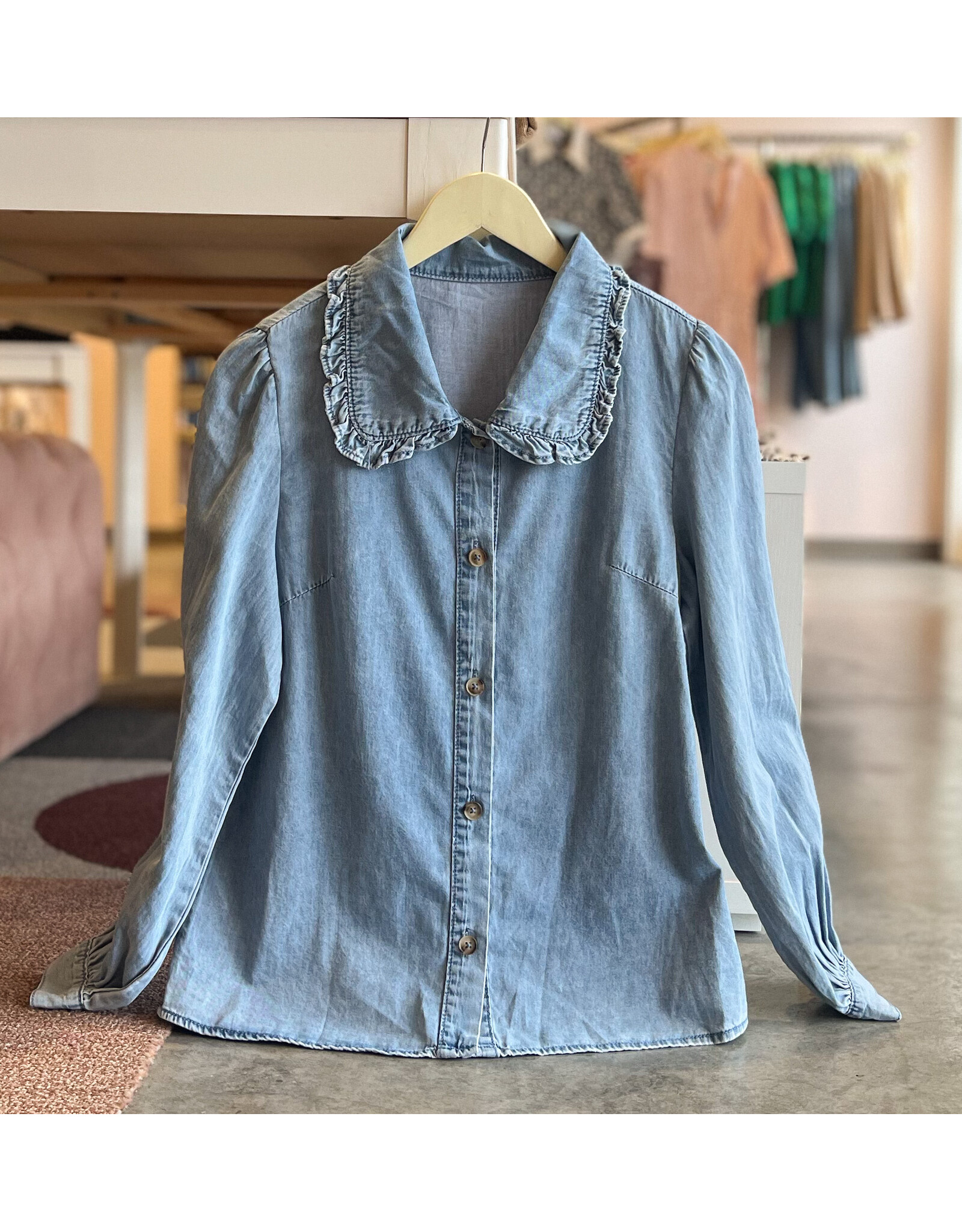 DEXTER RUFFLED PETER PAN DENIM TOP