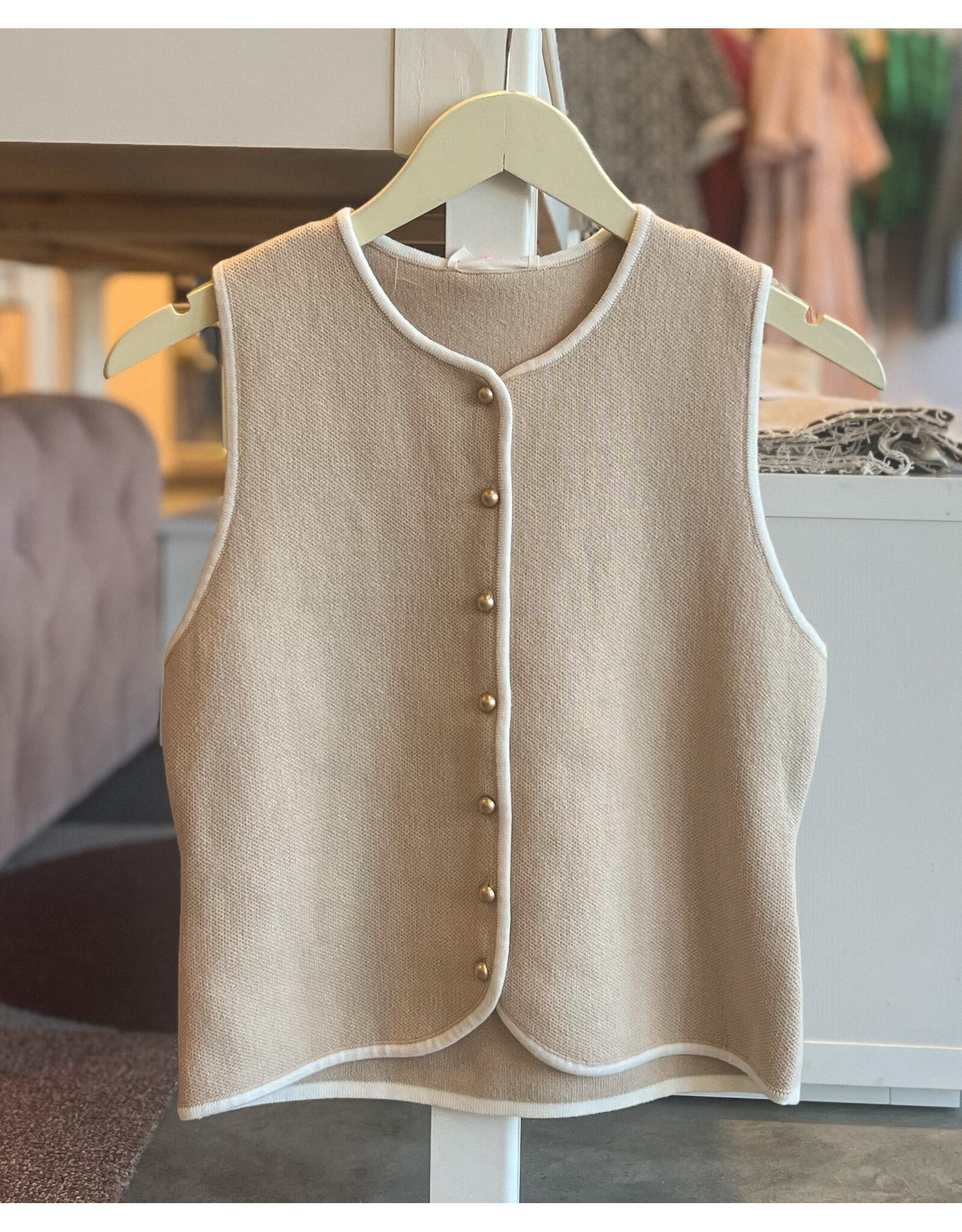 SYLVIO SLVLSS BUTTON VEST