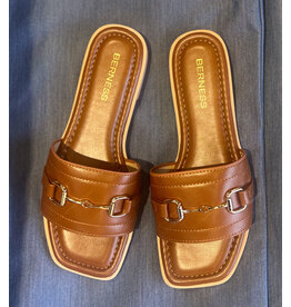 KAMARI SLIDE SANDAL