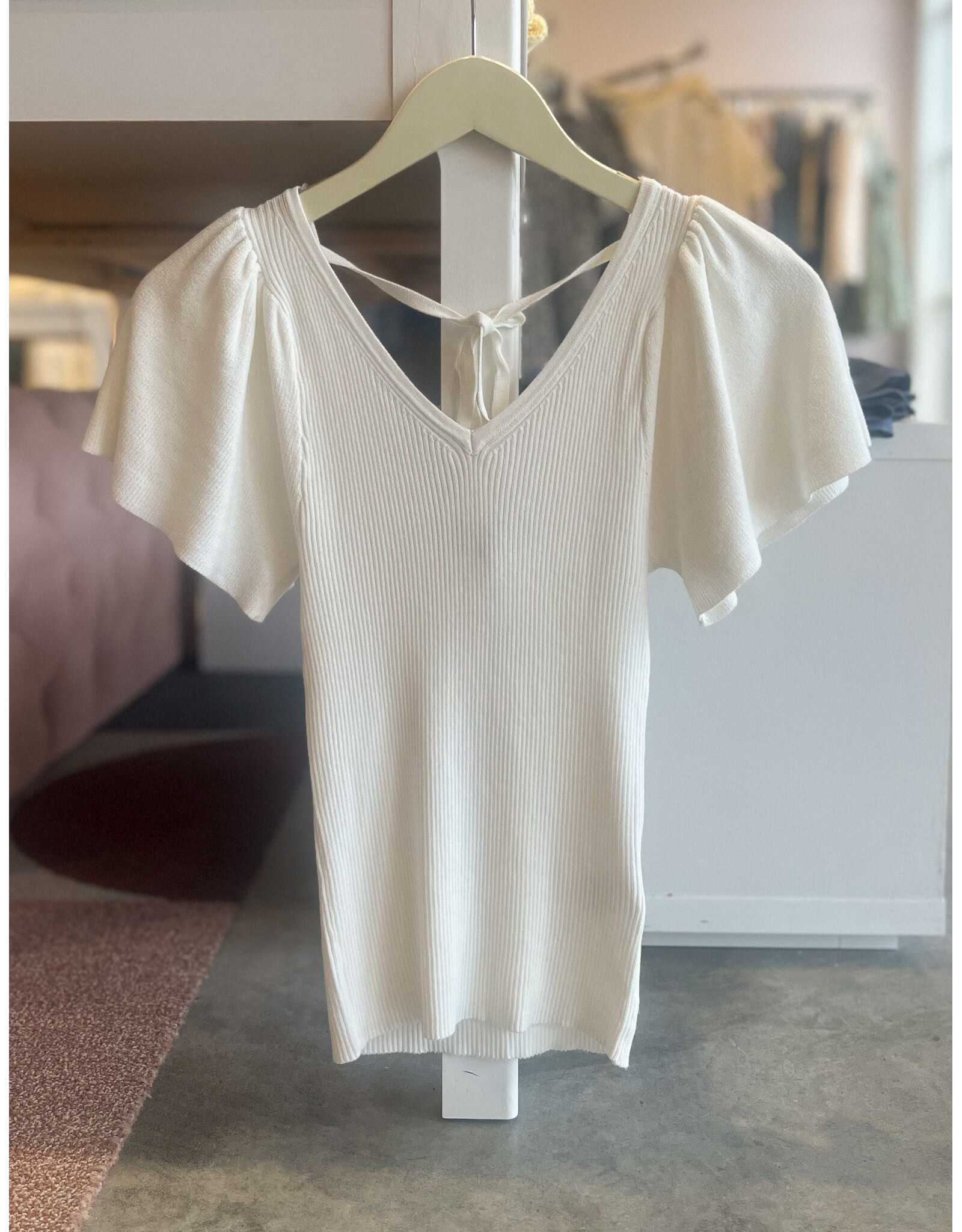 MOLLY BRACKEN CAILEAN V NECK SWEATER TOP